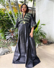 Robe Prestige Bénin – Élégance Noire & Tissage Artisanal Couleur Noire